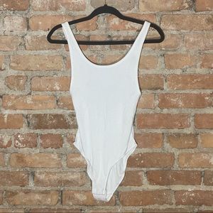 UO- Scoop Neck White Bodysuit with Low Back - S
